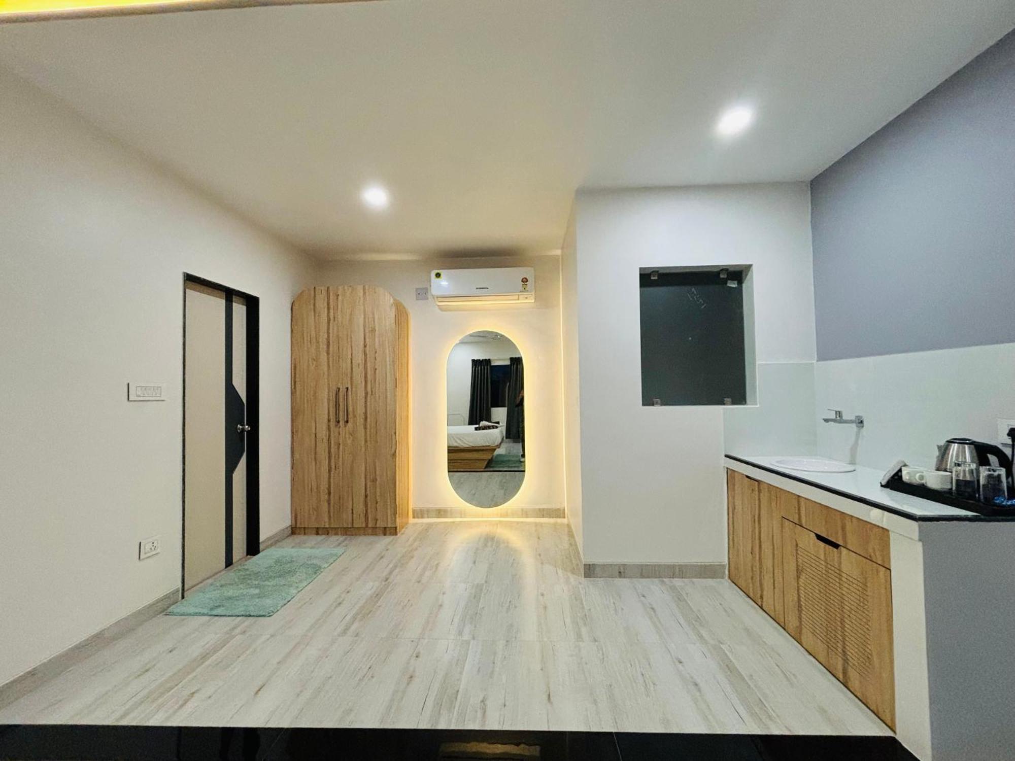 The Lavish Stay Varanasi Exterior foto